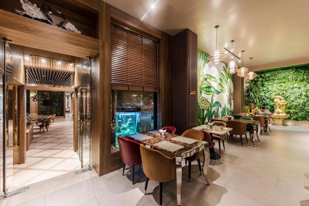 Sunflower Cbq Hotel Ho Chi Minh-staden Exteriör bild