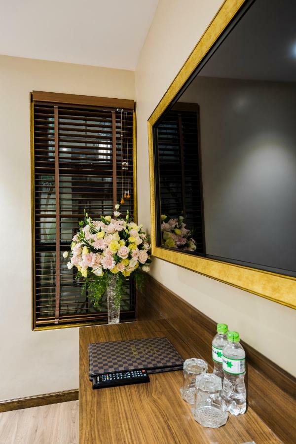 Sunflower Cbq Hotel Ho Chi Minh-staden Exteriör bild